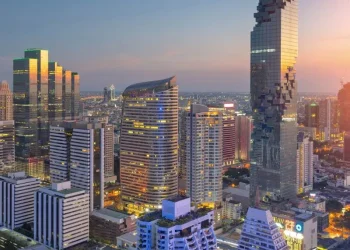 ธุรกิจไทยไปต่ออย่างไร? เจาะ GDP กับสัญญาณฟื้นตัว? และทำไมเราถึงโตไม่ทันเขา?