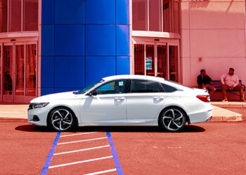 วิกฤต EV ทำไม Honda พับแผนโรงงานหมื่นล้าน ถอยทัพช็อกโลก
