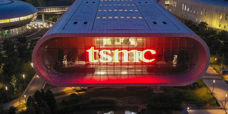 ชำแหละงบ TSMC ไตรมาส 2 ทุบสถิติ! ดีมานด์ชิป AI ดันรายได้พุ่ง 36% ชำแหละงบ TSMC ไตรมาส 2 ทุบสถิติ! ดีมานด์ชิป AI ดันรายได้พุ่ง 36%